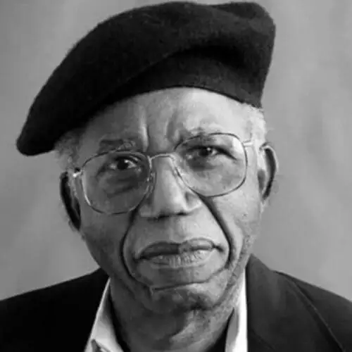 Chinua Achebe